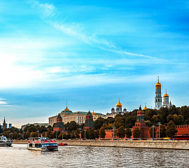 Москва с прогулкой на теплоходе